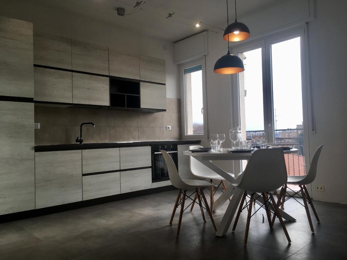 Caseospitali - Casa Lumiere, Bilocale Panoramico E Luminoso - Piano 3 No Ascensore Чернуско сул Навильо Екстериор снимка