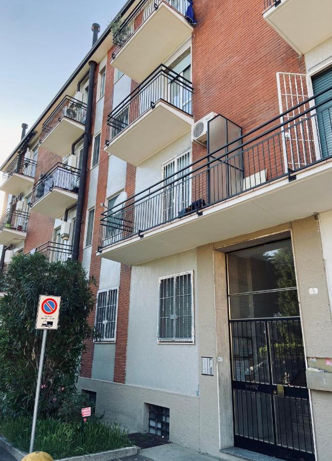 Caseospitali - Casa Lumiere, Bilocale Panoramico E Luminoso - Piano 3 No Ascensore Чернуско сул Навильо Екстериор снимка